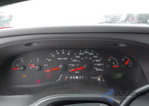 2005 Ford E-350 Super Duty Xl/Xlt из США, поврежденный, VIN 1FBSS31L85HB47161